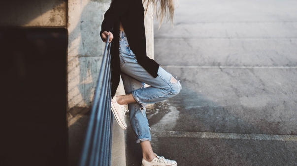 girl-983969_1280