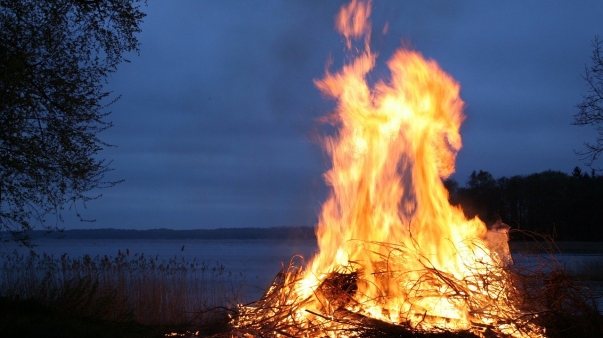 fire-123784_1280