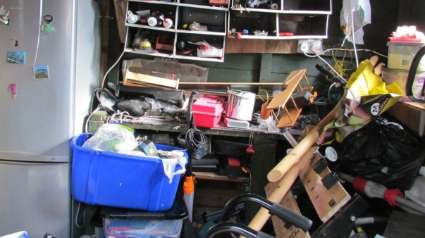 clutter-360058_1920