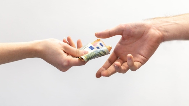 money-3965448_1920